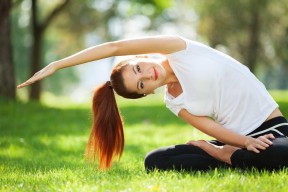 【竞彩足球】巴萨天才中场创史超越梅西独享西甲助攻王 2-0轻取奥萨苏纳斩获年度百球碾压皇马