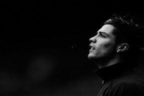 江苏体彩：库里父亲直言巴特勒易倒，吹口气就骗哨，联盟演技泛滥何时休？